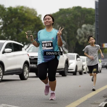 Runner Photo 8925401