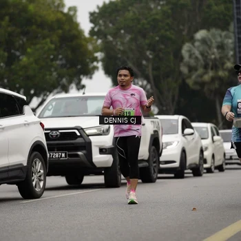 Runner Photo 8925409