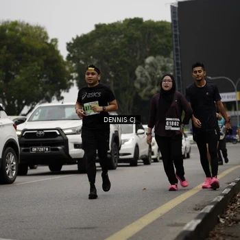 Runner Photo 8925440