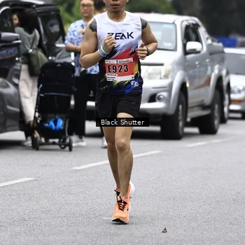 Runner Photo 8925443