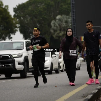 Runner Photo 8925462