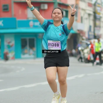 Runner Photo 8925474
