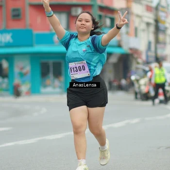 Runner Photo 8925475
