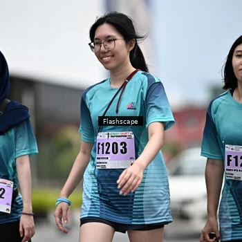Runner Photo 8925479