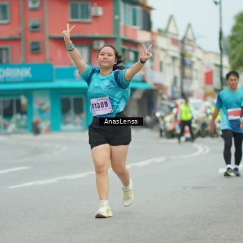Runner Photo 8925510