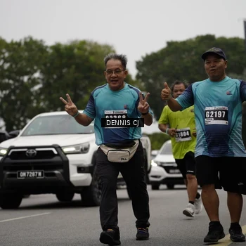 Runner Photo 8925517
