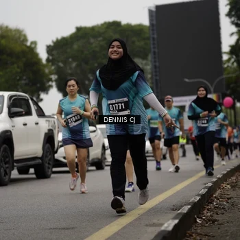 Runner Photo 8925569