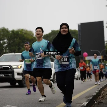 Runner Photo 8925611