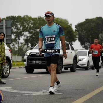 Runner Photo 8925649
