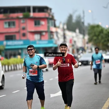 Runner Photo 8925662