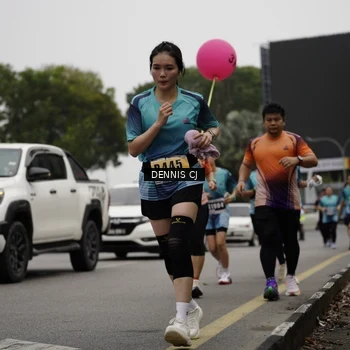 Runner Photo 8925729