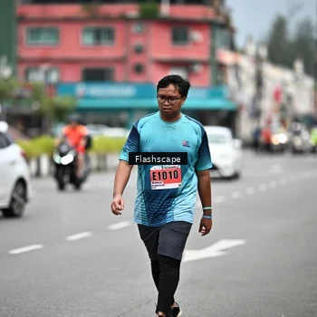 Runner Photo 8925742