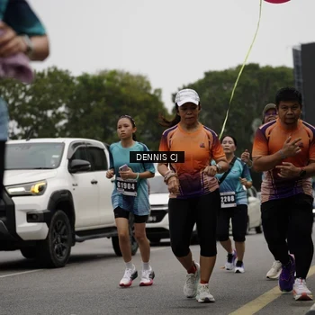 Runner Photo 8925743