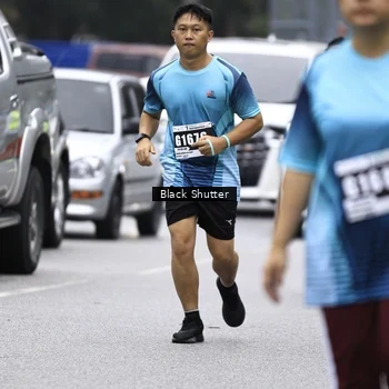 Runner Photo 8925759