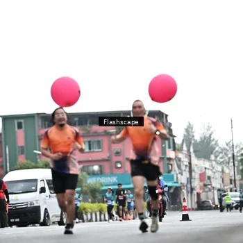 Runner Photo 8926082