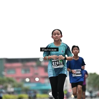 Runner Photo 8926147