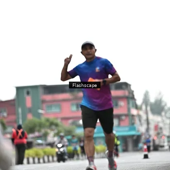 Runner Photo 8926210