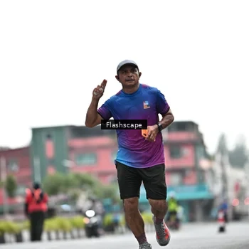 Runner Photo 8926219
