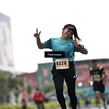 Runner Photo 8926441