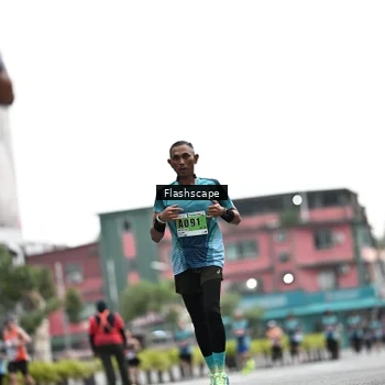 Runner Photo 8926567