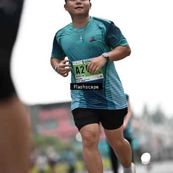 Runner Photo 8926600
