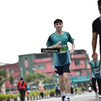 Runner Photo 8926604