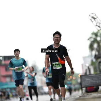 Runner Photo 8926608