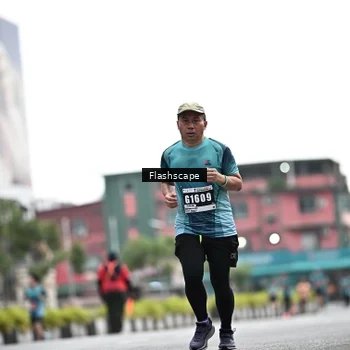 Runner Photo 8926640