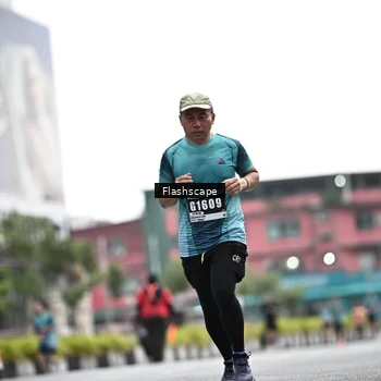 Runner Photo 8926648