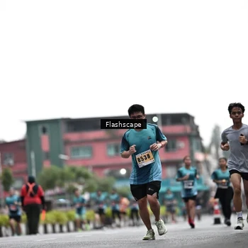 Runner Photo 8926656