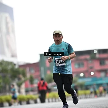 Runner Photo 8926659