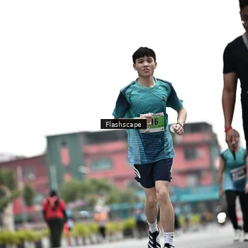 Runner Photo 8926670
