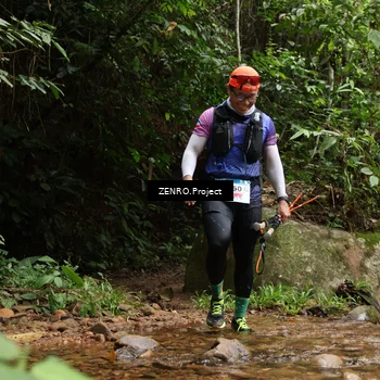 Runner Photo 8926856