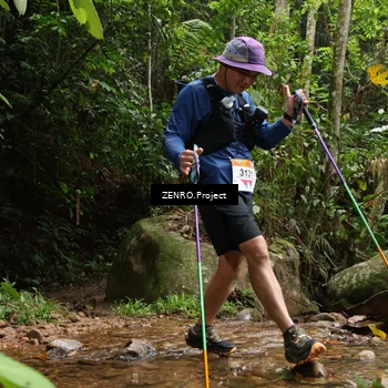 Runner Photo 8926929