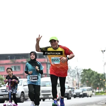 Runner Photo 8927090