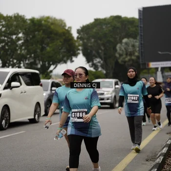 Runner Photo 8927121