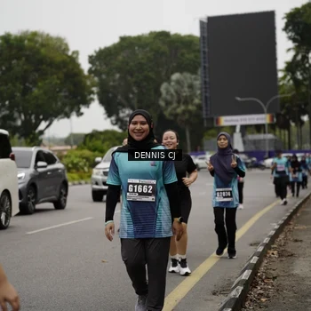 Runner Photo 8927158