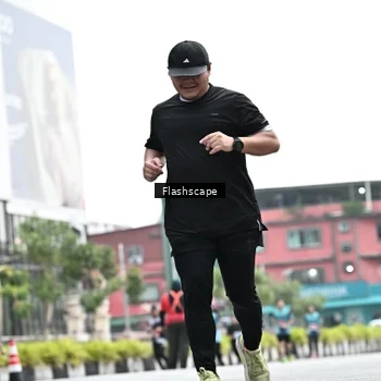 Runner Photo 8927197