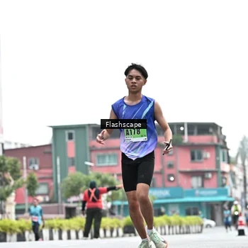 Runner Photo 8927232