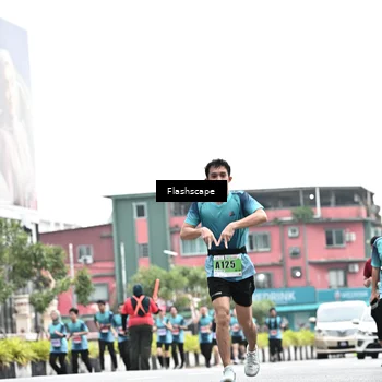 Runner Photo 8927458