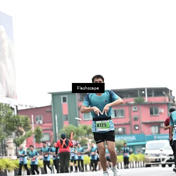 Runner Photo 8927483