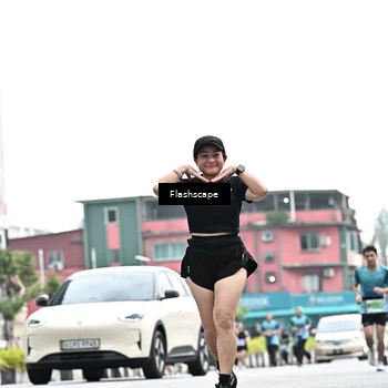 Runner Photo 8927492