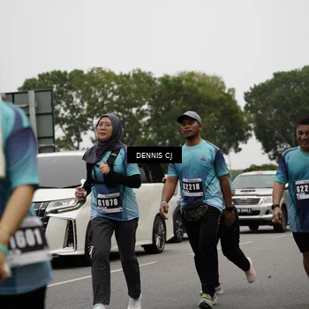 Runner Photo 8927575