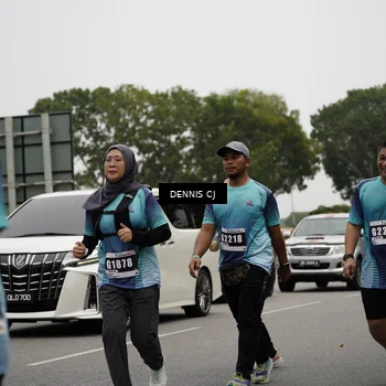 Runner Photo 8927578