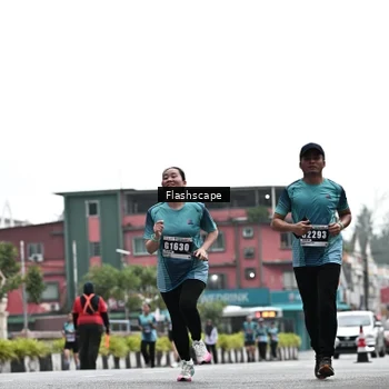 Runner Photo 8927665