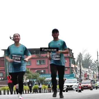 Runner Photo 8927666