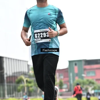 Runner Photo 8927690