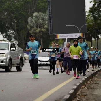 Runner Photo 8927702
