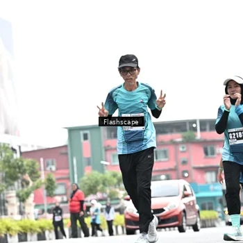 Runner Photo 8927708