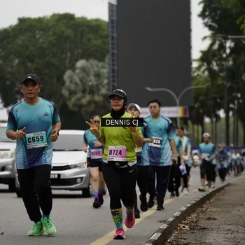 Runner Photo 8927713